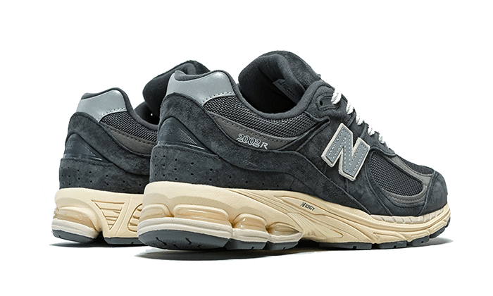 Sneakers éditions limitées et authentiques New Balance 2002R Black Dark Grey - M2002RHO - Kickzmi