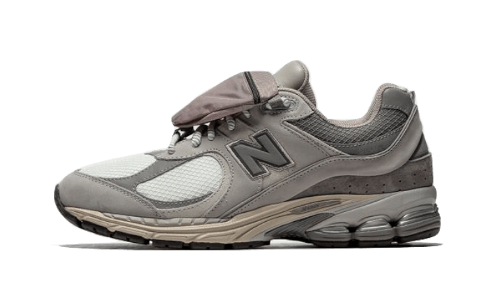 Sneakers éditions limitées et authentiques New Balance 2002R Pocket Grey - M2002RVC -  Kickzmi