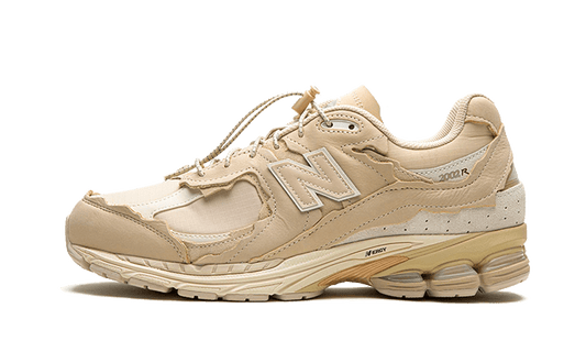 Sneakers éditions limitées et authentiques New Balance 2002R Protection Pack Sandstone Turtledove - M2002RDQ -  Kickzmi