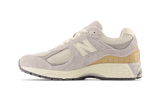 Sneakers éditions limitées et authentiques New Balance 2002R Rain Cloud Angora - M2002RSA - Kickzmi