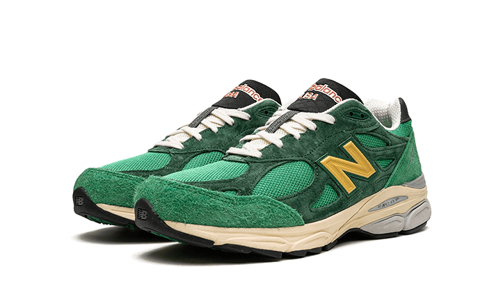 New Balance 990 V3 MiUSA Teddy Santis Green Gold - M990GG3 - Kickzmi