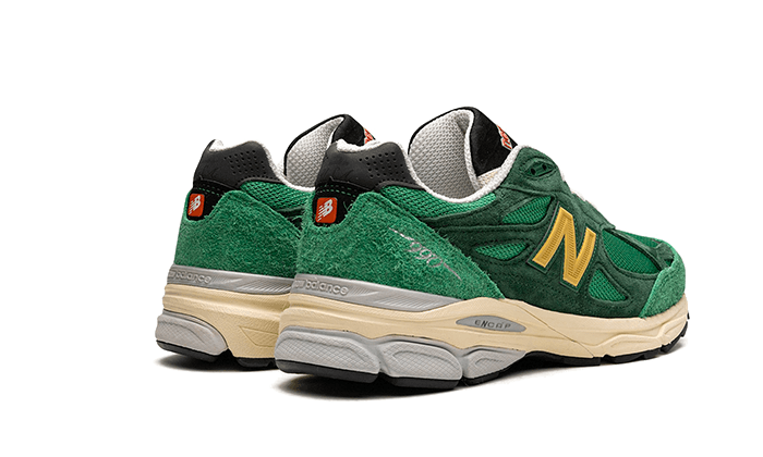 New Balance 990 V3 MiUSA Teddy Santis Green Gold - M990GG3 - Kickzmi