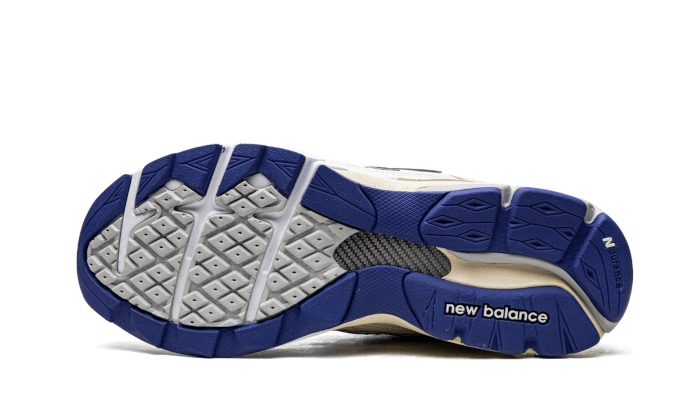 New Balance 990V3 Made In USA Cream Blue - M990WB3 - Kickzmi