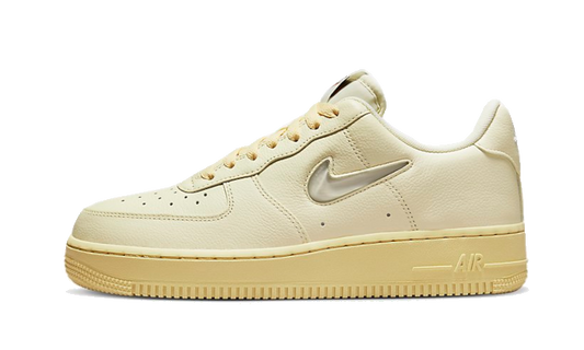 Nike Air Force 1 Low LX Certified Fresh - DO9456-100 - Kickzmi