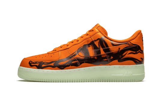 Sneakers éditions limitées et authentiques Nike Air Force 1 Low Orange Skeleton Halloween (2020) - CU8067-800 - Kickzmi