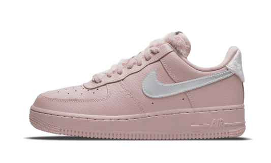 Nike Air Force 1 Low Pink Sherpa - DO6724-601 - Kickzmi