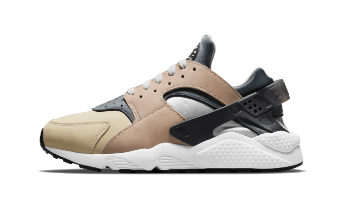 Nike Air Huarache Escape (2021) - DH9532-201 - Kickzmi