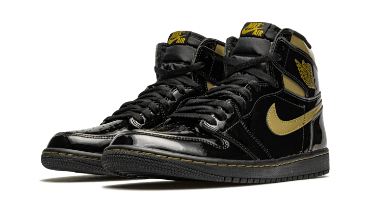 Air Jordan 1 High Black Metallic Gold - 555088-032 / 575441-032 - Kickzmi