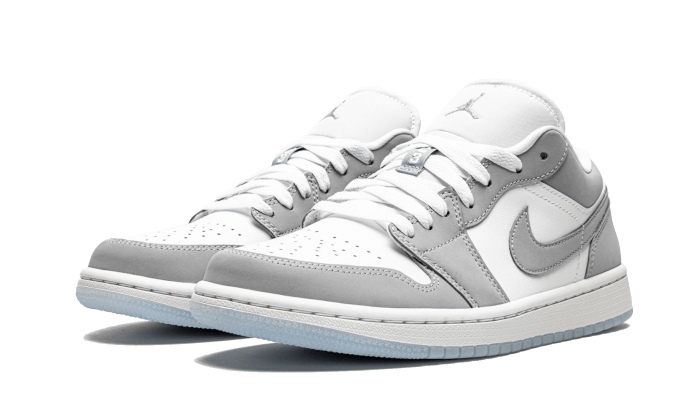 Air Jordan 1 Low Wolf Grey - DC0774-105 - Kickzmi