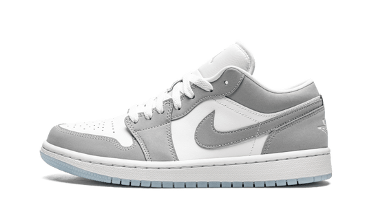 Air Jordan 1 Low Wolf Grey - DC0774-105 - Kickzmi