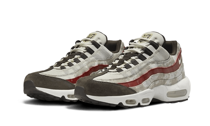 Sneakers éditions limitées et authentiques Nike Air Max 95 SE Social FC - DQ9016-001 - Kickzmi