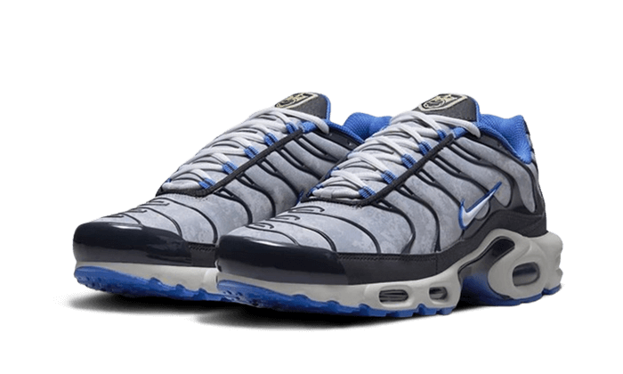 Sneakers éditions limitées et authentiques Nike Air Max Plus SE Social FC - DQ3981-001 - Kickzmi