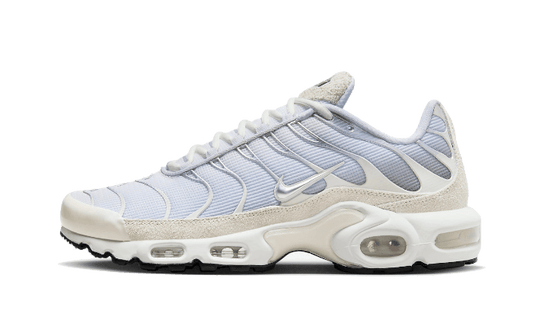 Sneakers éditions limitées et authentiques Nike Air Max Plus Sail Pure Platinum Silver - FN7813-001 -  Kickzmi