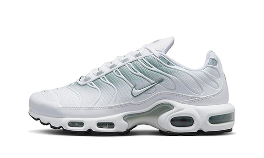 Nike Air Max Plus White Mica Green - DZ3670-100 - Kickzmi