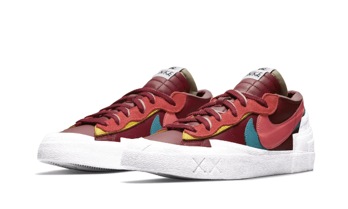 Nike Blazer Low Sacai Kaws Team Red - DM7901-600 - Kickzmi