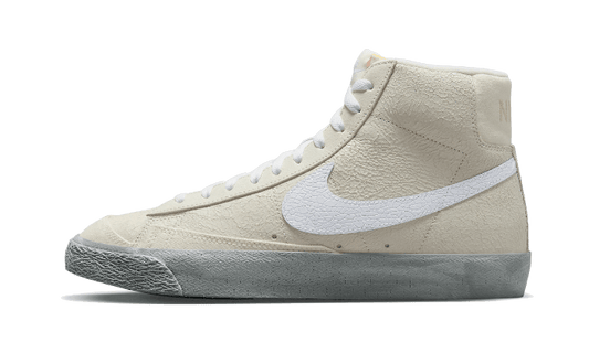 Nike Blazer Mid '77 EMB Summit White - DV0797-100 - Kickzmi