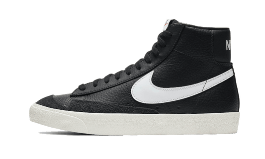 Sneakers éditions limitées et authentiques Nike Blazer Mid '77 Vintage Black Sail - BQ6806-002 - Kickzmi