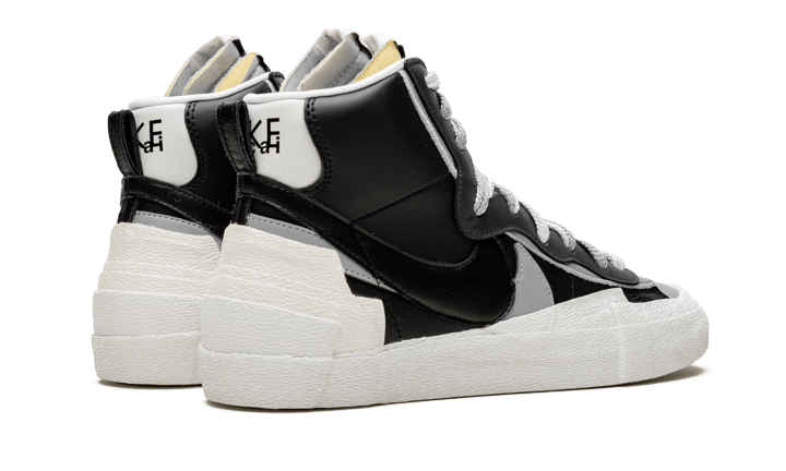 Nike Blazer Mid Sacai Black Grey - BV0072-002 - Kickzmi