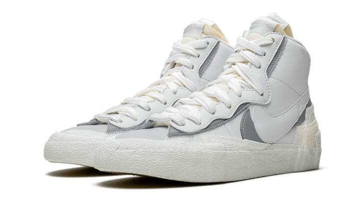 Nike Blazer Mid Sacai White Grey - BV0072-100 - Kickzmi