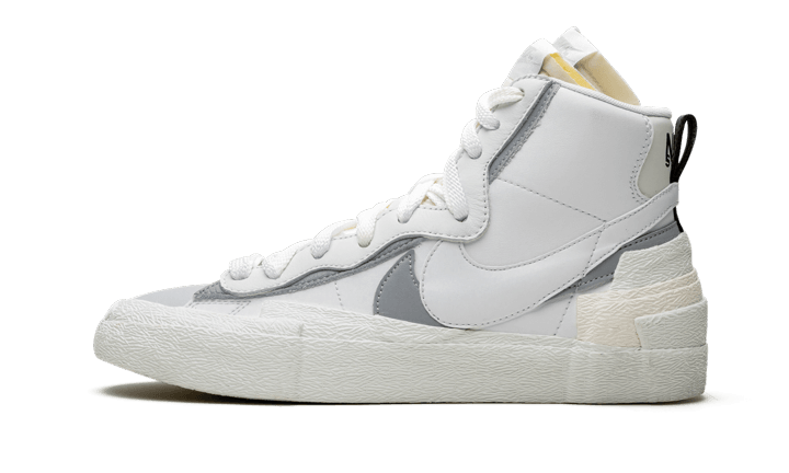 Nike Blazer Mid Sacai White Grey - BV0072-100 - Kickzmi