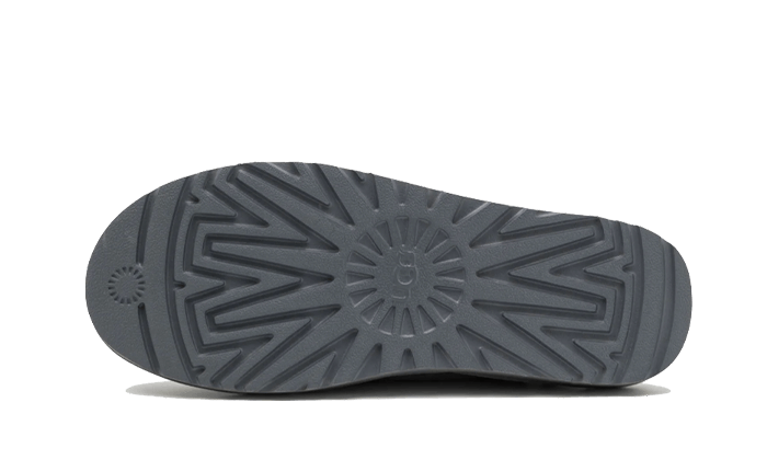 Classic Slip-On Metal Tnl Kickzmi