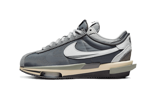 Nike Cortez 4.0 Sacai Iron Grey - DQ0581-001 - Kickzmi