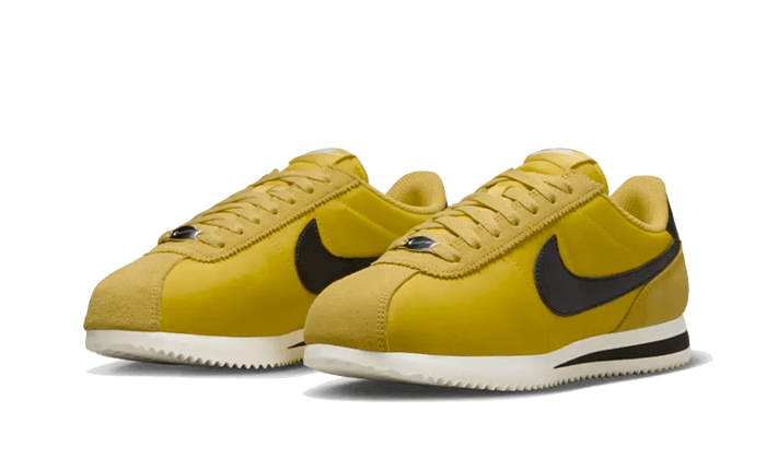 Nike Cortez Vivid Sulfur - DZ2795-700 - Kickzmi