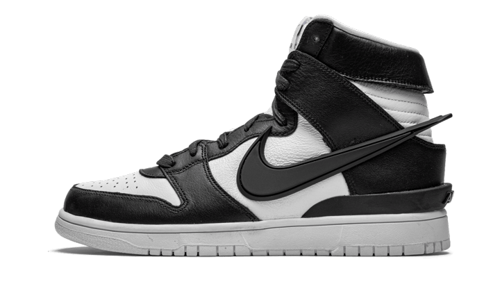 Sneakers limitées et authentiques Nike Dunk High Ambush Black White - CU7544-001 - Kickzmi