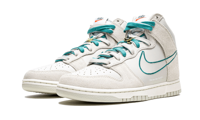 Sneakers limitées et authentiques Nike Dunk High First Use Light Bone Green Noise - DH0960-001 / DD0733-001 - Kickzmi