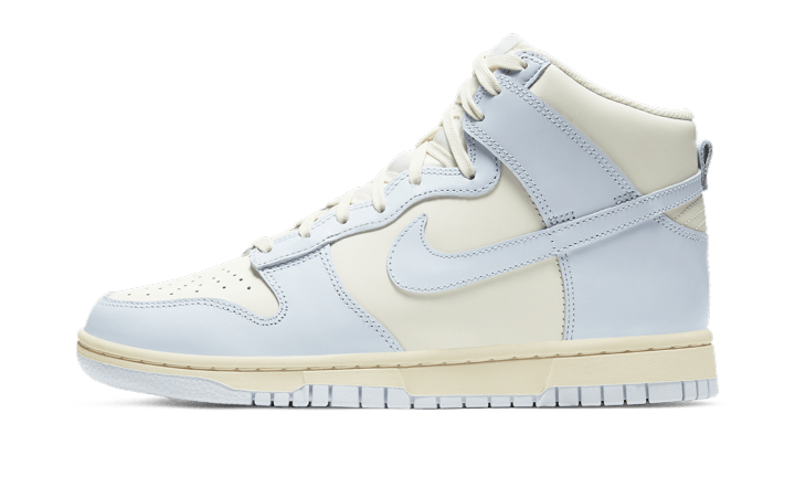 Sneakers limitées et authentiques Nike Dunk High Football Grey - DD1869-102 - Kickzmi