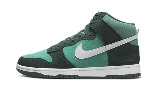 Sneakers limitées et authentiques Nike Dunk High Retro SE Athletic Club - DJ6152-300 - Kickzmi