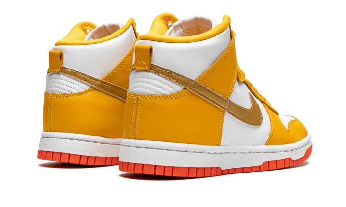 Nike Dunk High University Gold - DQ4691-700 - Kickzmi