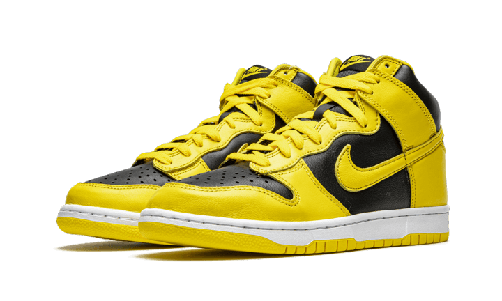 Nike Dunk High Varsity Maize - CZ8149-002 - Kickzmi