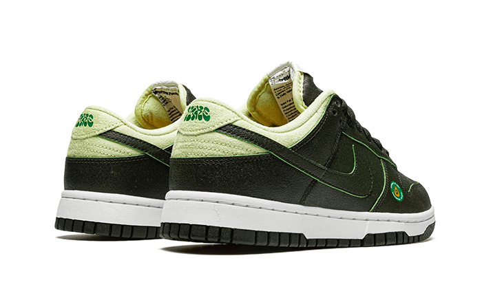 Nike Dunk Low Avocado - DM7606-300 - Kickzmi