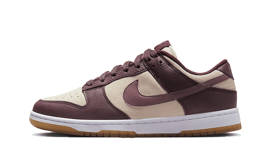 Dunk Low Plum Eclipse Kickzmi