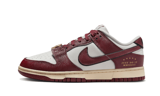 Nike Dunk Low SE Sail Team Red - DV1160-101 - Kickzmi