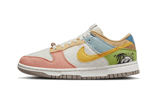 Dunk Low SE Sun Club Kickzmi