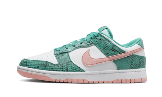 Sneakers éditions limitées et authentiques Nike Dunk Low Snakeskin Washed Teal Bleached Coral - DR8577-300 - Kickzmi