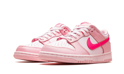 Sneakers éditions limitées et authentiques Nike Dunk Low Triple Pink (Barbie) - DH9765-600 - Kickzmi