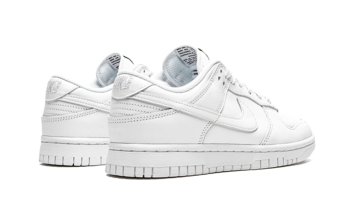 Dunk Low Triple White (2021) Kickzmi