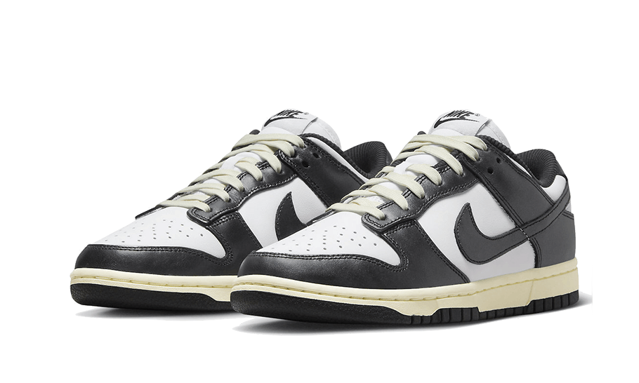 Dunk Low Vintage Panda Kickzmi