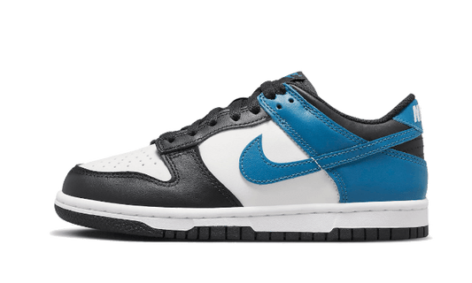 Dunk Low White Blue Black Kickzmi