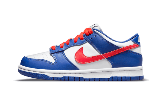 Dunk Low White Royal Red Kickzmi