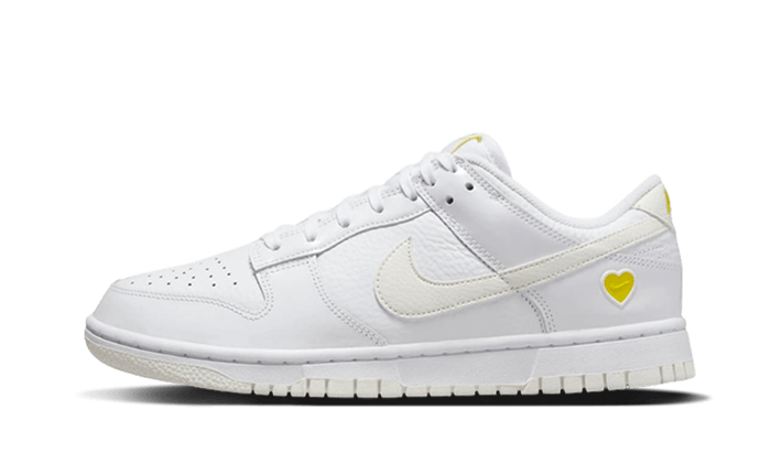 Sneakers éditions limitées et authentiques Nike Dunk Low Yellow Heart - FD0803-100 - Kickzmi