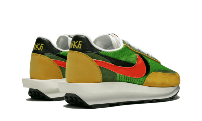 Sneakers éditions limitées et authentiques Nike LD Waffle Sacai Green Multi - BV0073-300 - Kickzmi