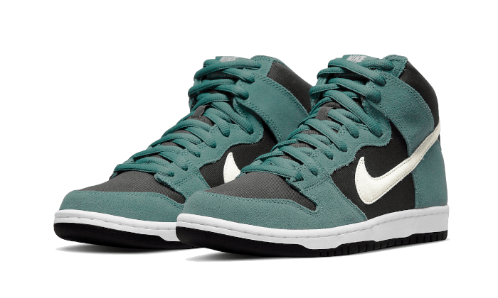 Nike SB Dunk High Green Suede Kickzmi