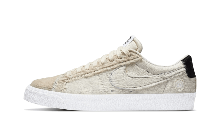 SB Blazer Low Medicom Toy (2020) Kickzmi