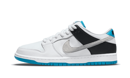 Sneakers éditions limitées et authentiques Nike SB Dunk Low Laser Blue - BQ6817-101 - Kickzmi