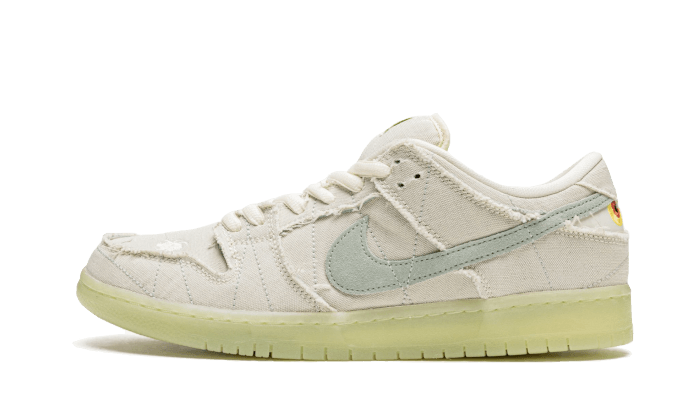 Sneakers éditions limitées et authentiques Nike SB Dunk Low Mummy - DM0774-111 - Kickzmi