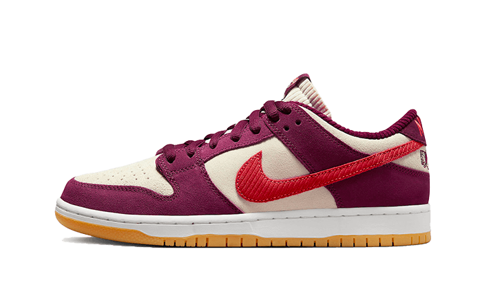 Sneakers éditions limitées et authentiques Nike SB Dunk Low Skate Like A Girl Bordeaux - DX4589-600 - Kickzmi